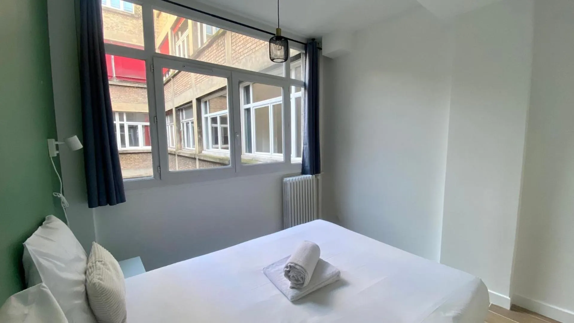 Spacious Flat Near Grands Boulevards 6p شقة